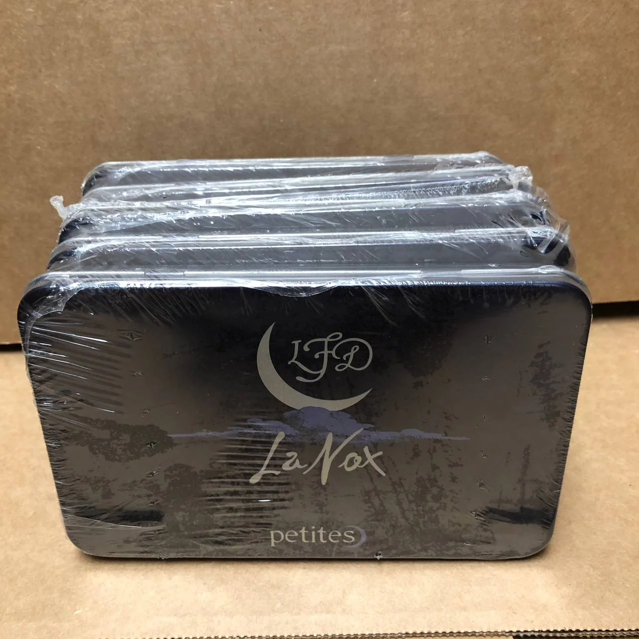 La Flor Dominicana Limited Edition La Nox Petit Corona Pack