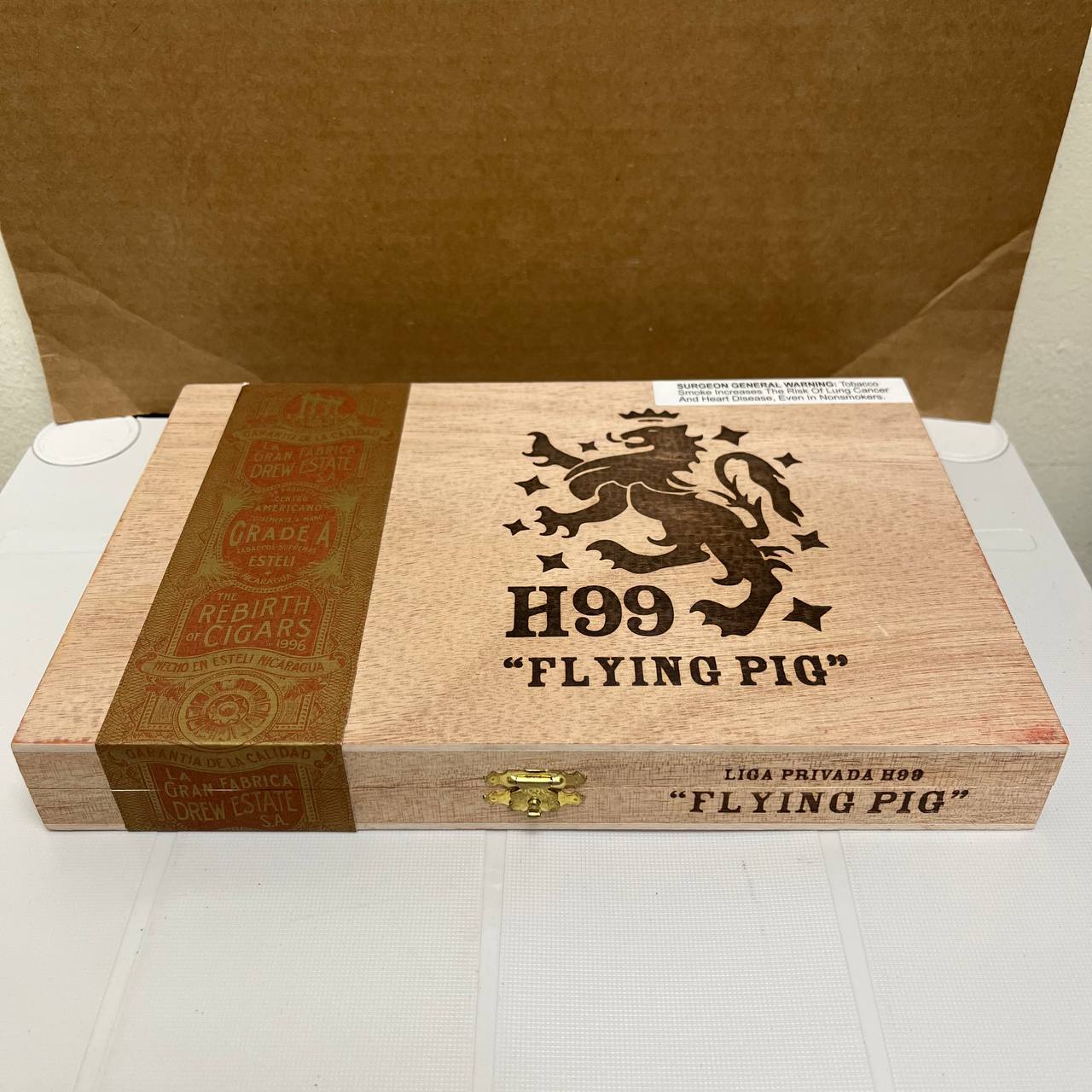 Liga Privada H99 Connecticut Corojo Flying Pig - Image 5