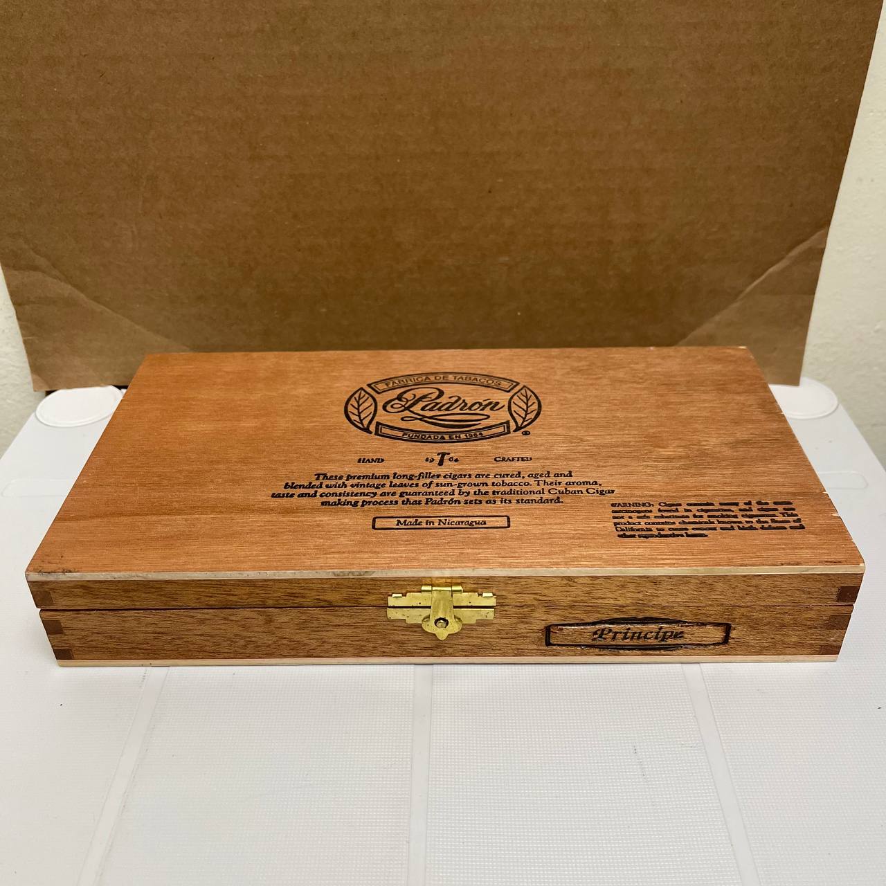 Padron 1964 Anniversary Principe Petite Corona Natural - Image 7